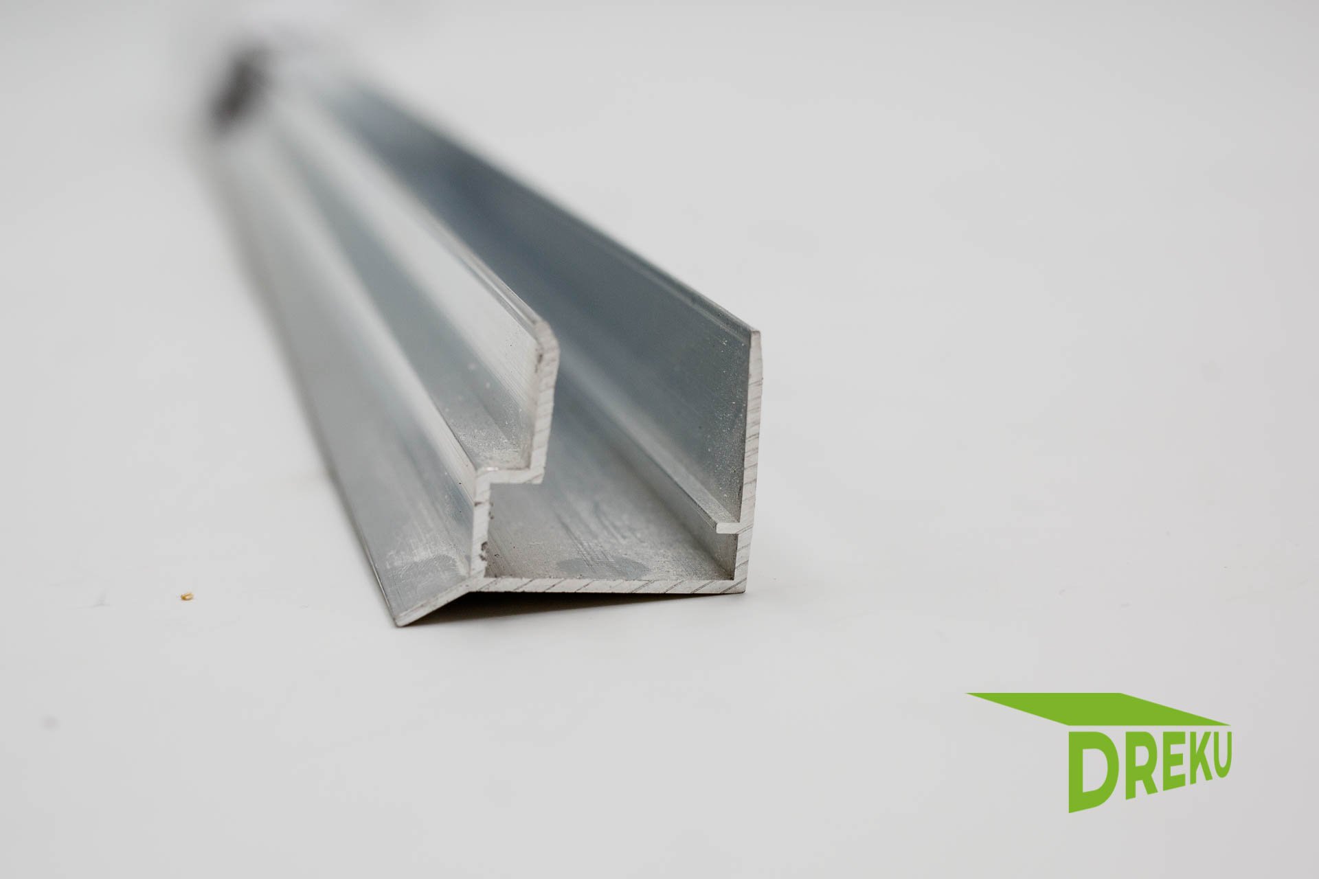 Aluminium-Abschlussprofil-16-mm-mit-Tropfnase