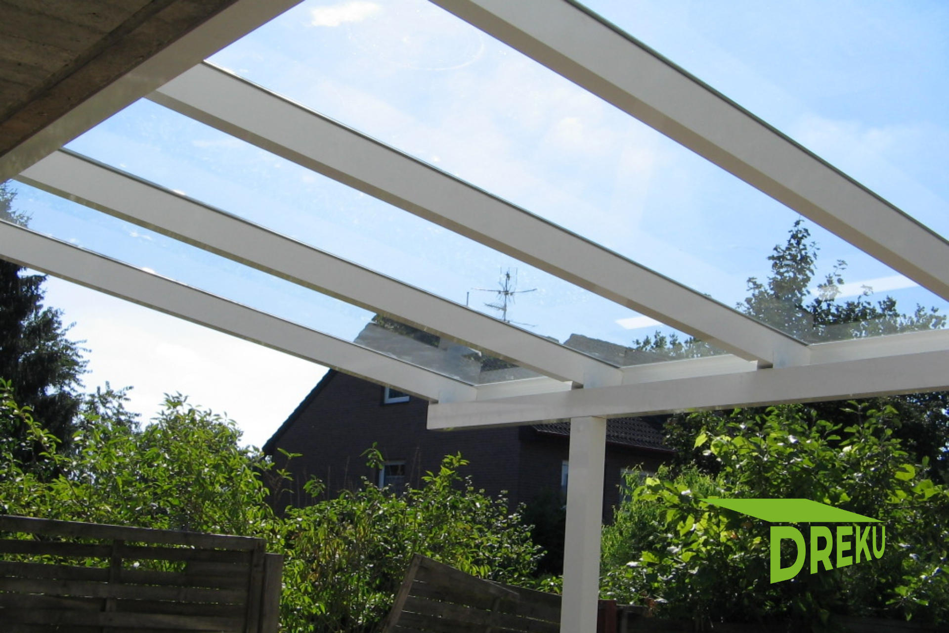 aluminium_terrassenuerberdachung_weiss_vsg_03